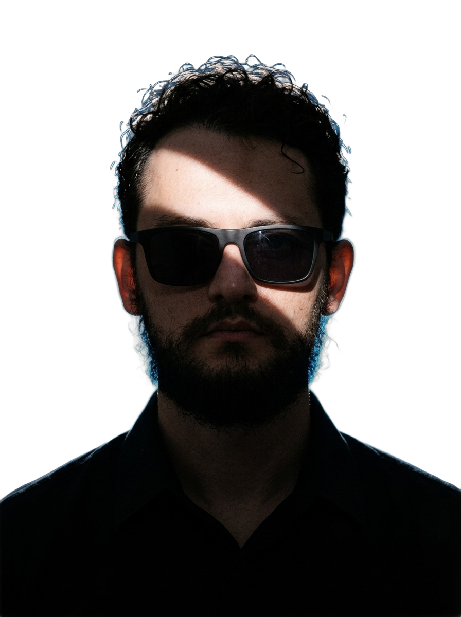 Cassyano Sales em retrato com luz azul